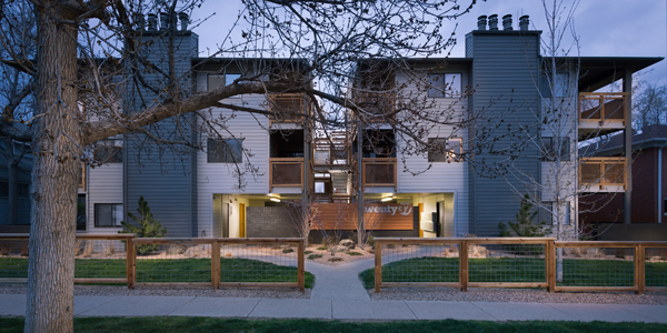 Walnut-Exterior-Twilight-600x